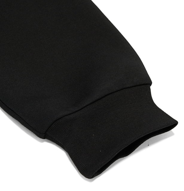 Bluza Adidas GFX Crew black - obrazek 4