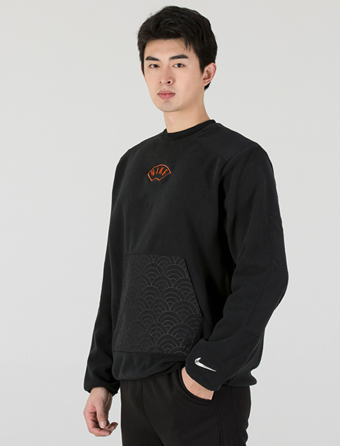 Bluza Nike Sportswear Therma-Fit czarna - obrazek 2