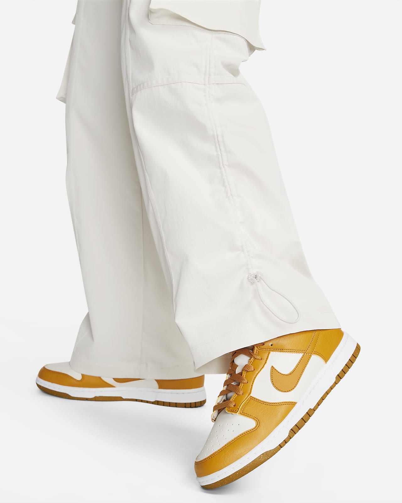 Spodnie damskie Nike Sportswear cargo białe - obrazek 5