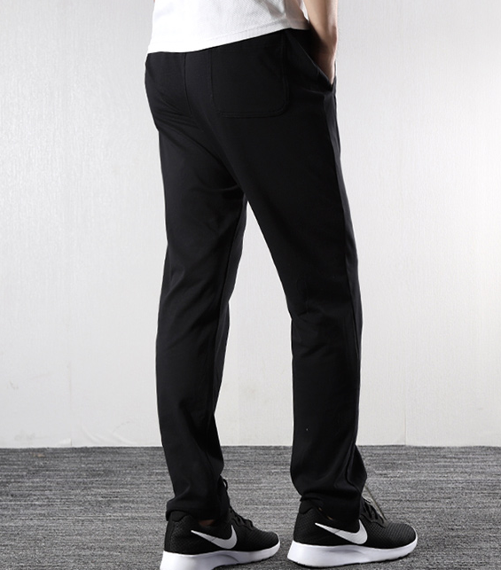 Spodnie sportowe Nike Sportswear jogger czarne - obrazek 3